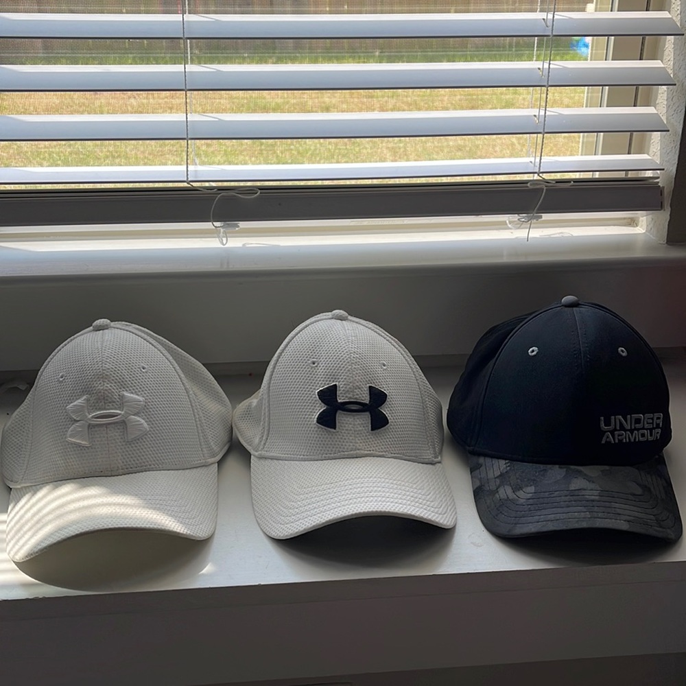 Under armour caps bundle